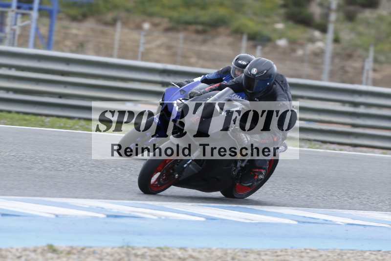 Archiv-2025/02 28.-31.01.2025 Moto Center Thun Jerez/gruen-green/79